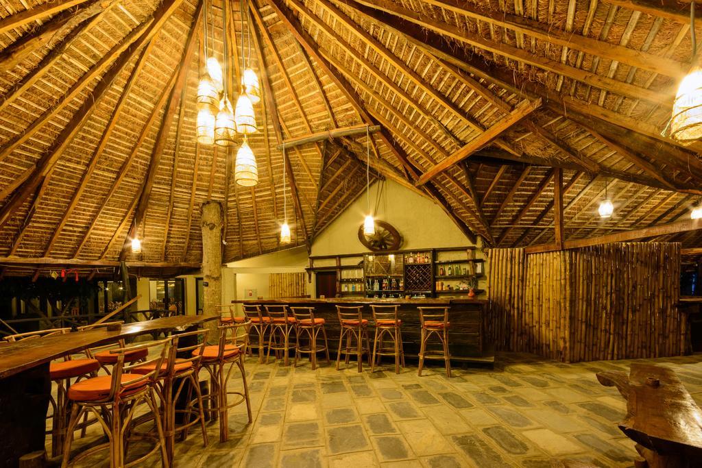 Готель Siddhartha Wildlife Retreat Meghauli Екстер'єр фото